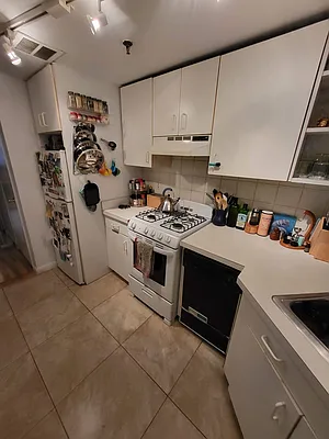 Rented by Building Equity Real Estate LLC | media 15