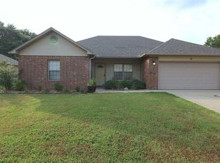 30 Trinity Dr, Cabot, AR 72023