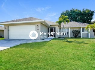 1314 SW 33rd St, Cape Coral, FL 33914