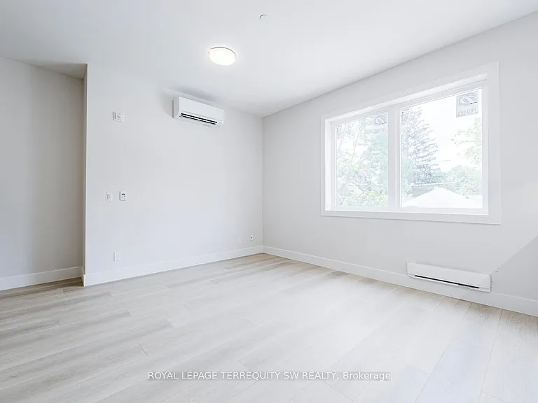 145 Clapperton St #204 — Photo 35