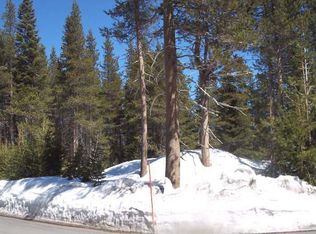 3308 Hillside Dr, Soda Springs, CA 95728
