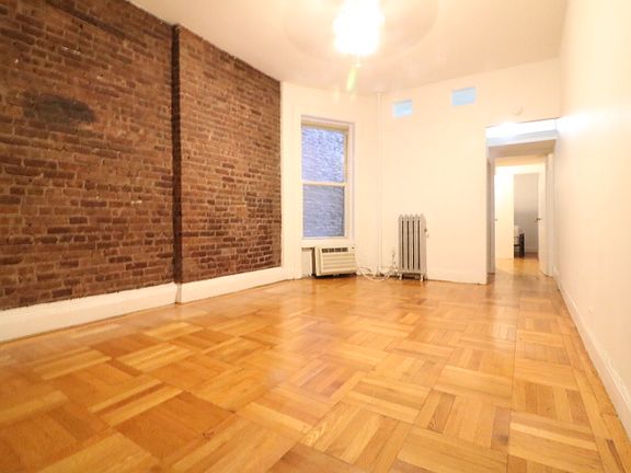 2nd image of 41 W 64th St #3BB