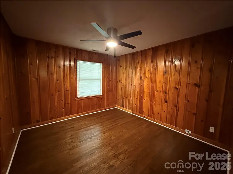 917 Spruce St — Photo 23