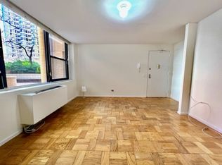 311 E 38th St #1C, New York, NY 10016