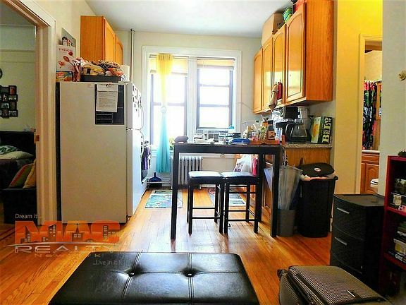 4th image of 22-43 27th St #2