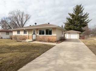 9830 4th Ave S, Bloomington, MN 55420