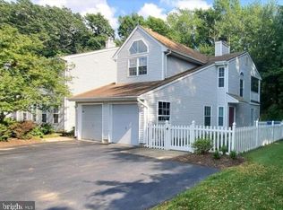 106 Birch Hollow Dr, Bordentown, NJ 08505