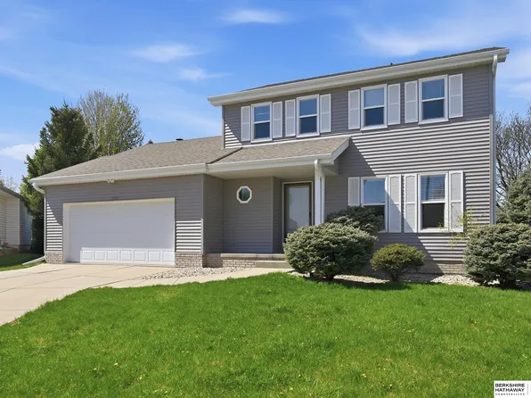 3530 N 151st Cir, Omaha, NE 68116