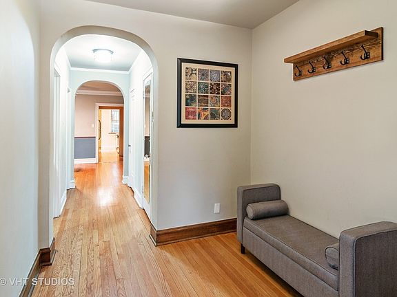 3rd image of 324 N Marion St APT 2N