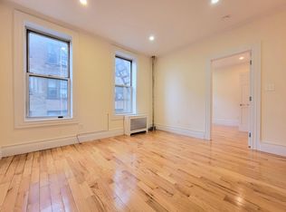 421 W 43rd St #T, New York, NY 10036