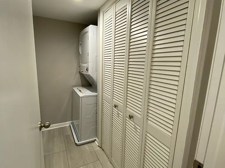 1570 Memorial Drive — Photo 8