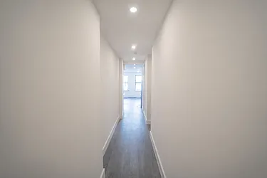 Rented by Heritage Capital Management LLC