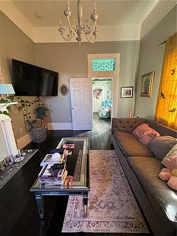 2 bed, 1.0 bath, 1000 sqft, $1,350 — Photo 2