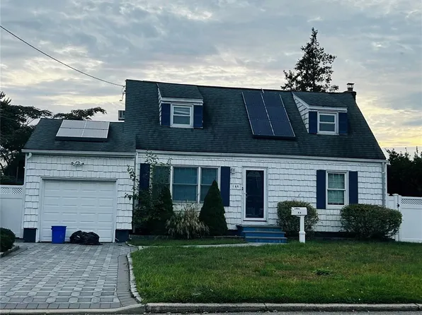 144 W 19th Street, Deer Park, NY 11729