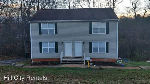 1st image of 922 Grand Arbre Dr