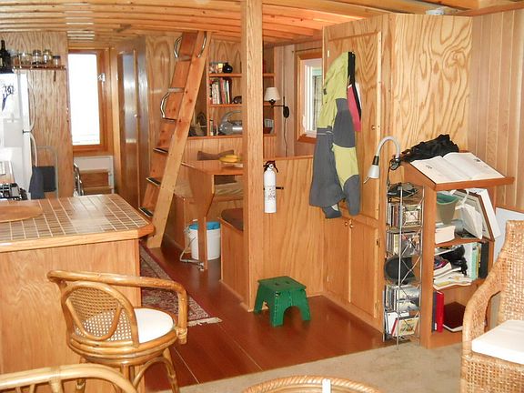 Eating booth in kitchen