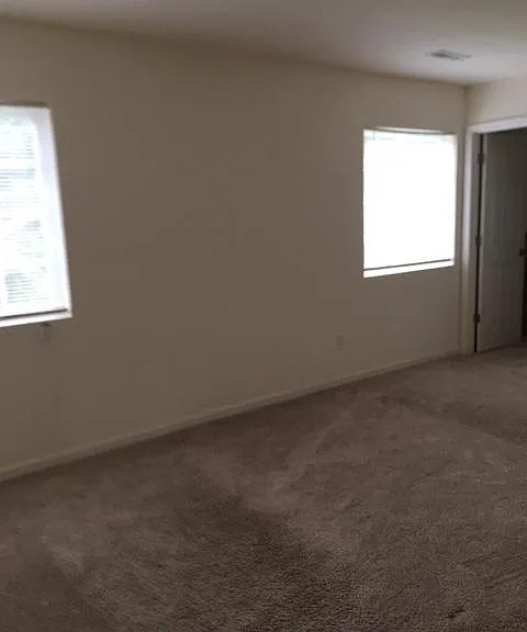 3903 Shepway Loop — Photo 8