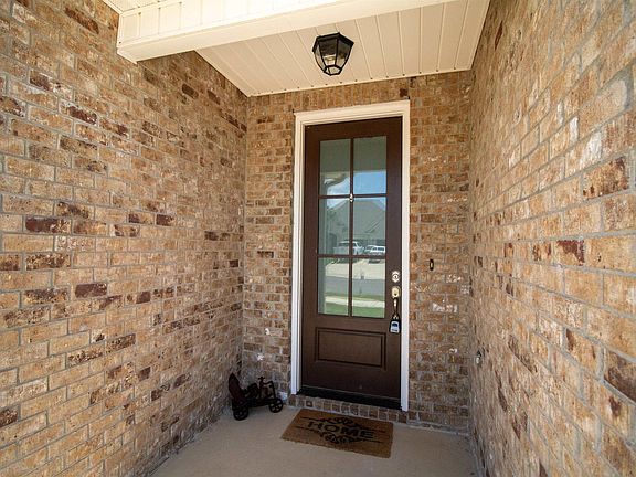 3rd image of 2048 Austin Dr NE
