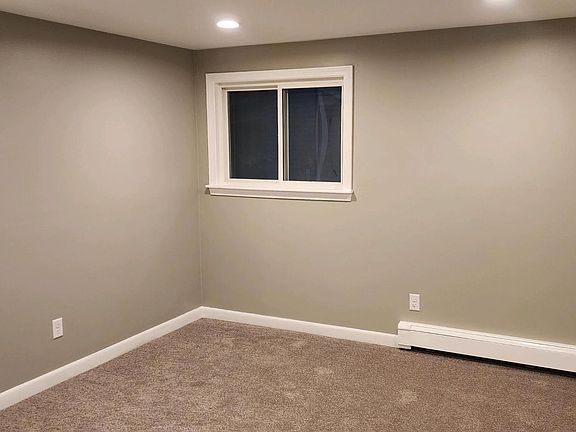 2nd image of 106 Lancaster St #1