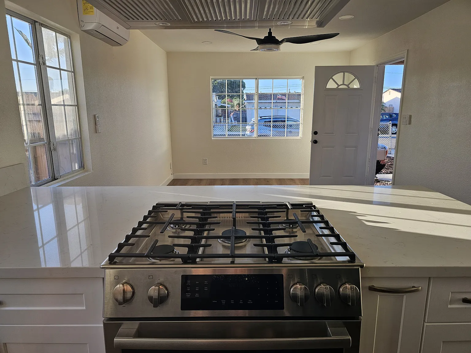 1 bed, $2,250 — Photo 2