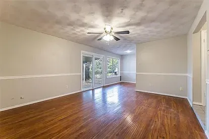 3621 Pleasant Run Rd — Photo 4