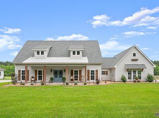 1081 Midway Rd, Slaughter, LA 70777