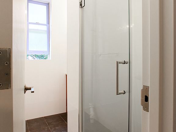 4th image of 210 W 10th St APT 3F
