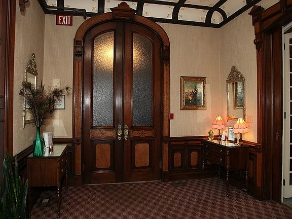 3rd image of 20 Circular St