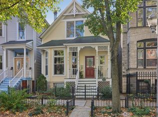 1027 W Newport Ave, Chicago, IL 60657