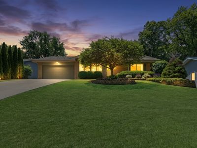 2313 Carriage Ln, Lindenhurst, IL, 60046
