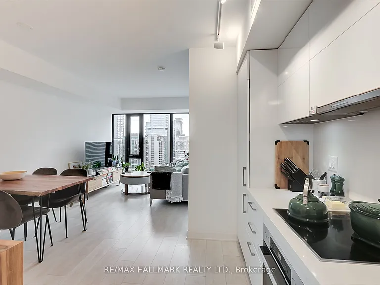 188 Cumberland St #1903 — Photo 10
