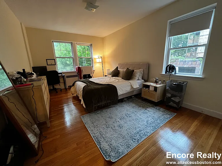 22 Fairbanks St #14 — Photo 5