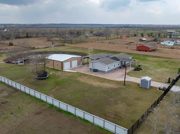 15211 Linda Ln, Santa Fe, TX 77517