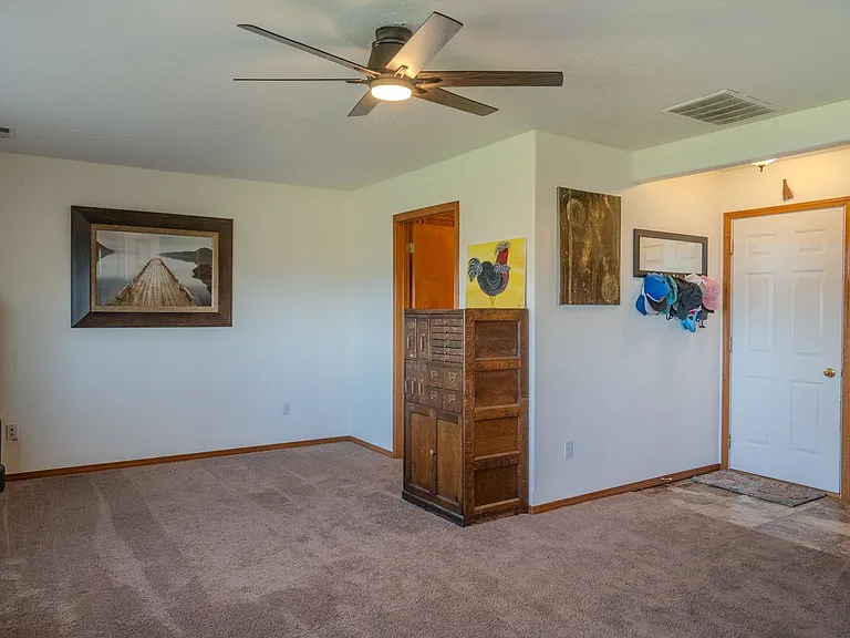 3925 N Graphite Ct — Photo 13