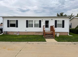 3006 Iris Way, Bloomington, IL 61705