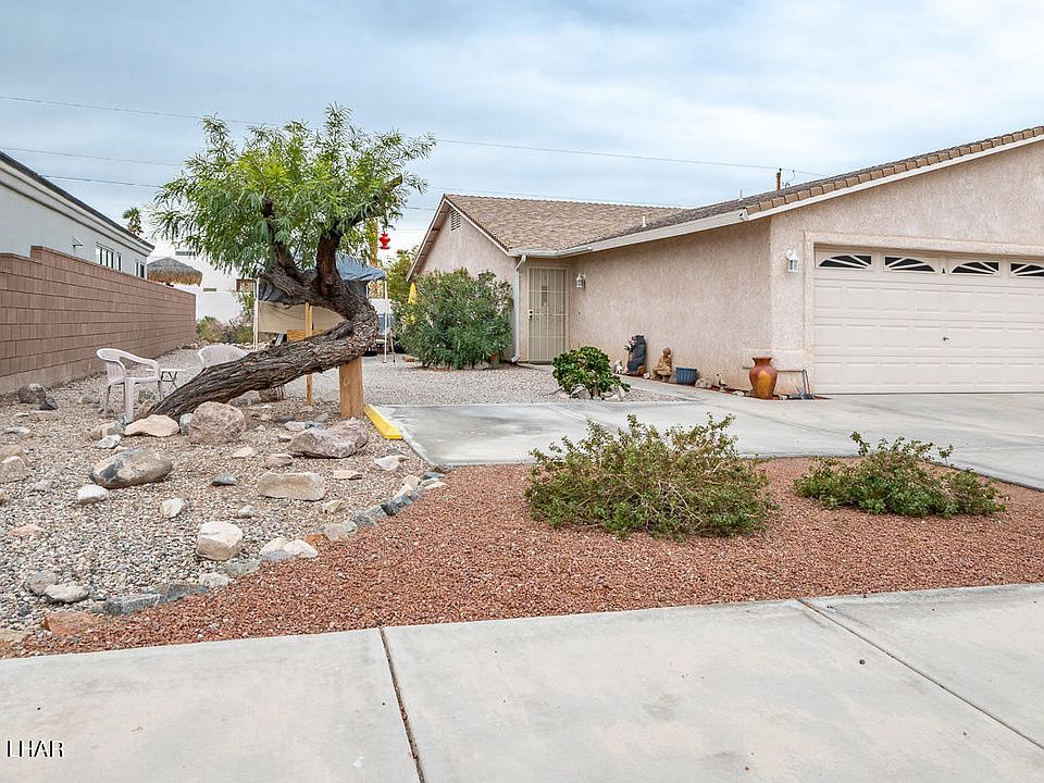 1st image of 2862 Osborn Dr