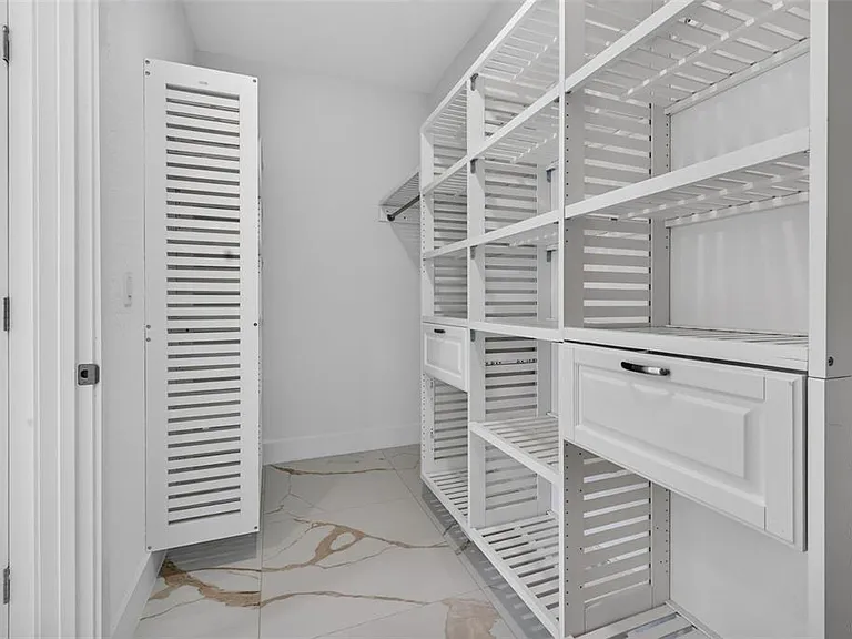 6336 Chorus Dr — Photo 44