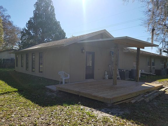 Kitchen deck