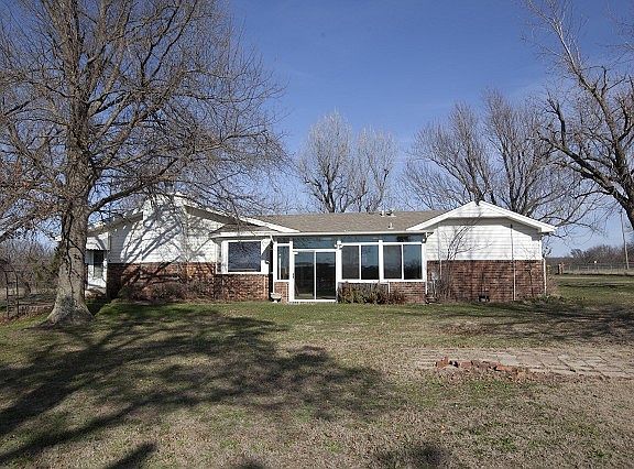 Mature trees around house