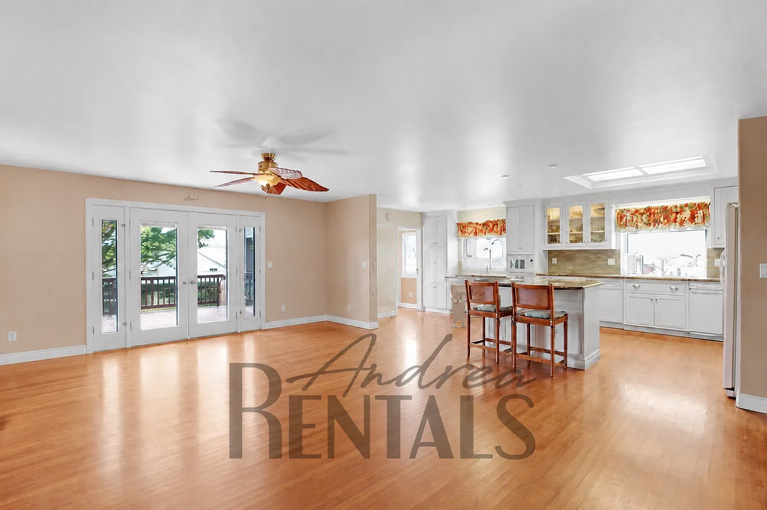 3 bed, 1590 sqft, $4,000 — Photo 3