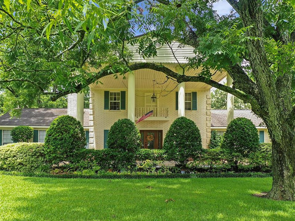 1st image of 4403 Colony West Dr