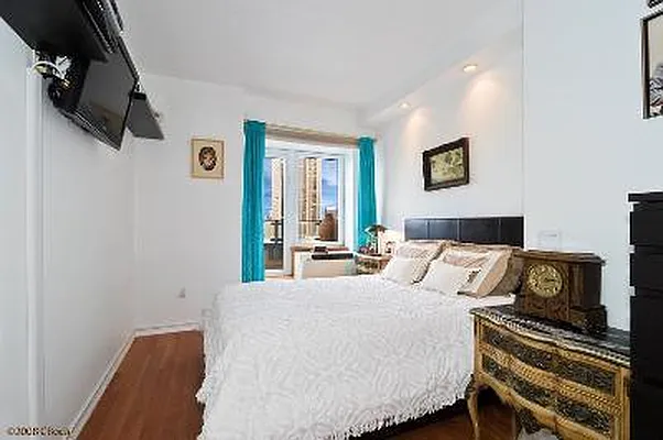 Rented by Corcoran | media 2