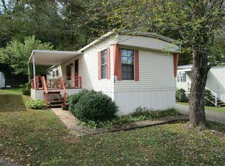 120 Park Ave, Franklin, NC 28734