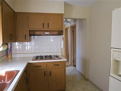 5th image of 6435 N Nordica Ave