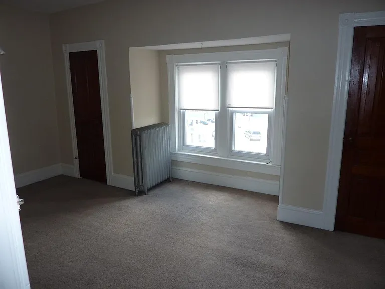 432 Penn Ave #2 — Photo 3
