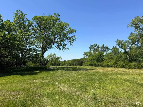 1200 SE Stanley Rd, Tecumseh, KS 66542
