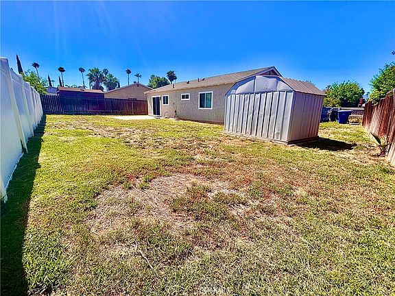 5th image of 2969 Crestwood Pl