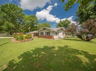 122 W Greenwood St, Thayer, KS 66776