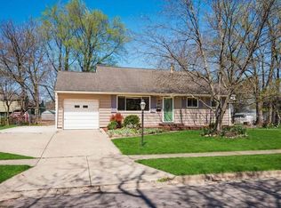 880 Faculty Dr, Columbus, OH 43221