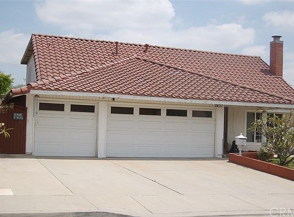 4th image of 13727 Benbrook Dr